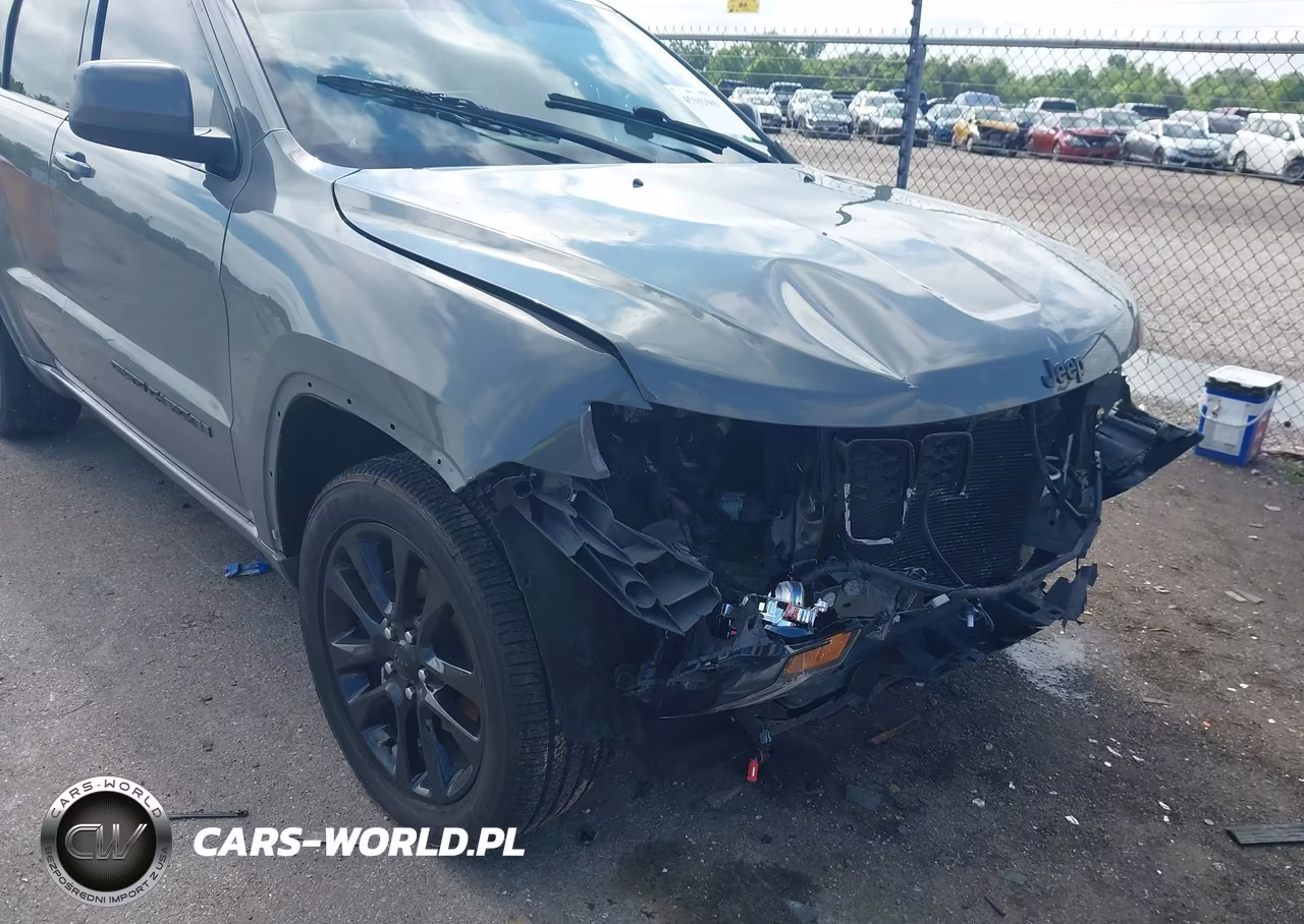 2020 Jeep Grand Cherokee Altitude 4X2 VIN:1C4RJEAG8LC429676 - 6