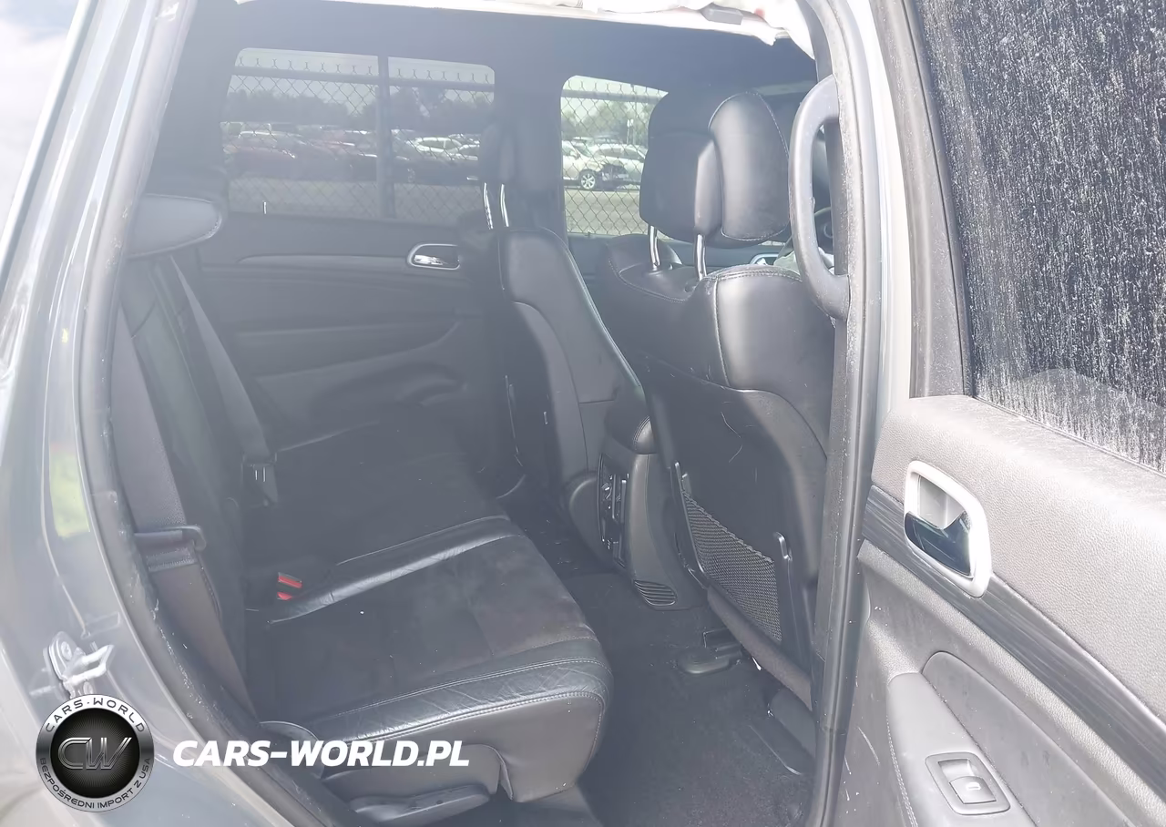 2020 Jeep Grand Cherokee Altitude 4X2 VIN:1C4RJEAG8LC429676 - 8