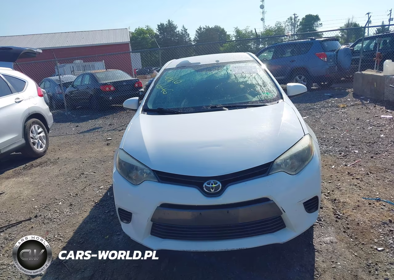 2015 Toyota Corolla Le VIN:5YFBURHE7FP256863 - 12
