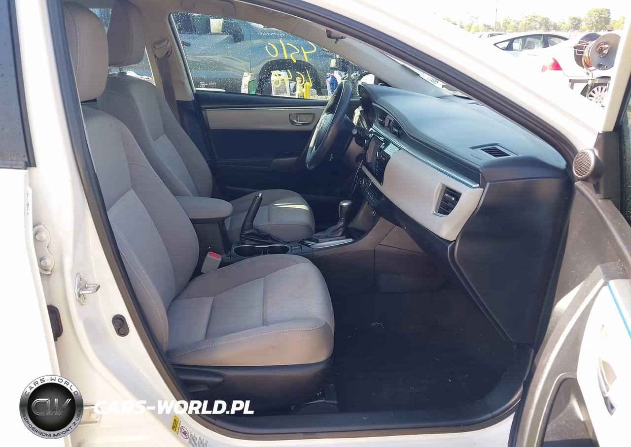 2015 Toyota Corolla Le VIN:5YFBURHE7FP256863 - 5