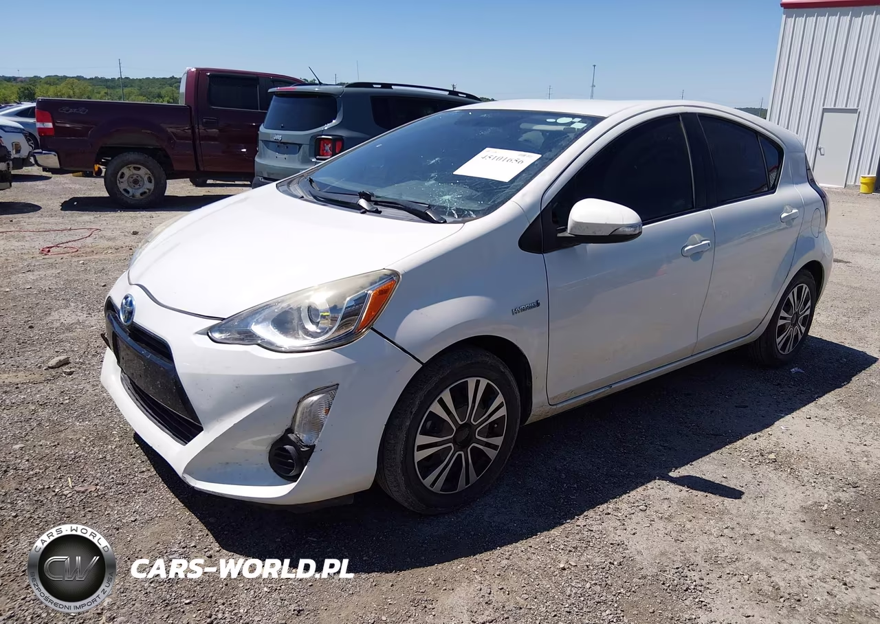 2015 Toyota Prius C Two VIN:JTDKDTB31F1086749 - 2