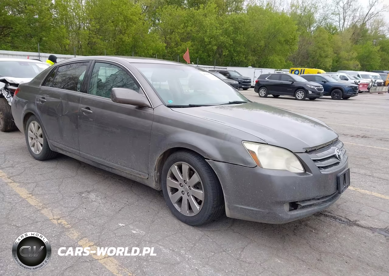 2005 Toyota Avalon Xls