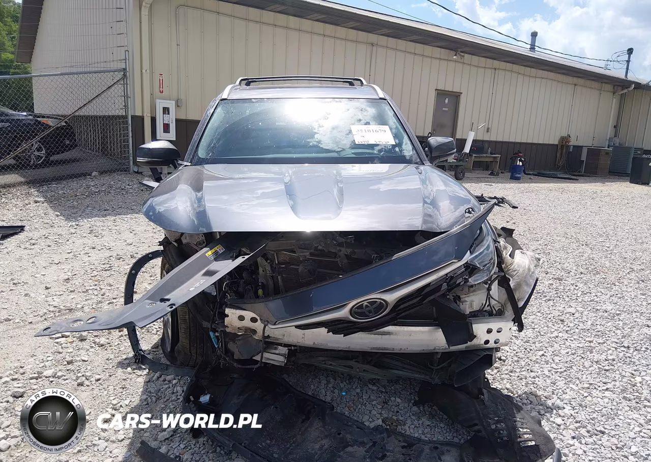 2022 Toyota Highlander Xle VIN:5TDGZRBH6NS579673 - 13