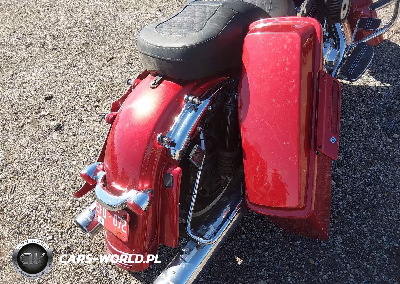 2013 Harley-Davidson Flhx Street Glide VIN:1HD1KBM17DB655004 - 18