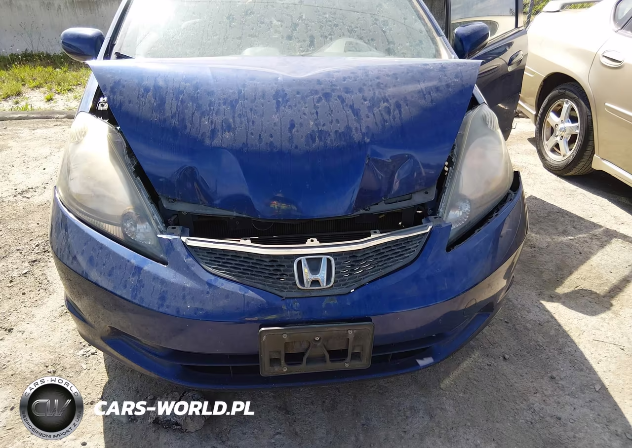 2013 Honda Fit VIN:JHMGE8H34DC068639 - 14