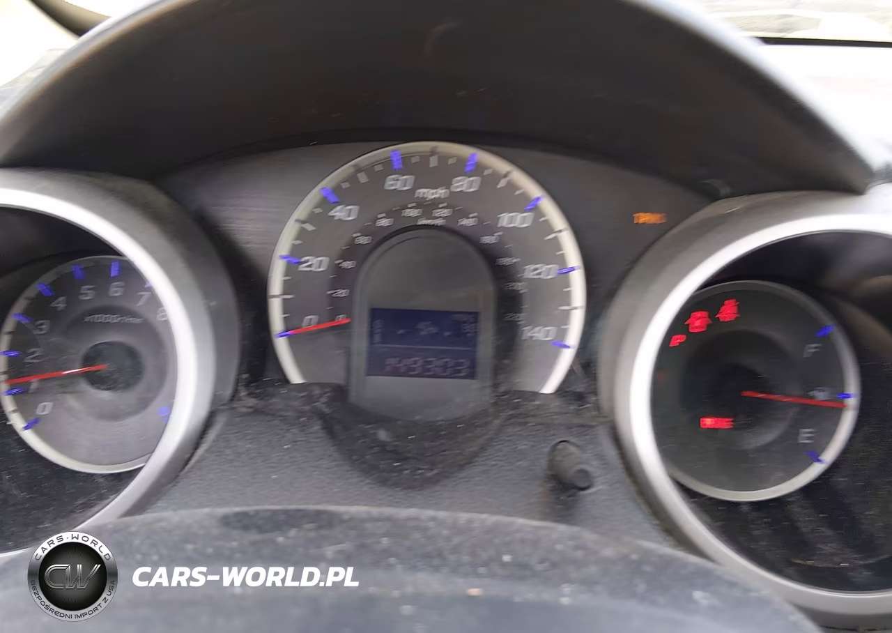 2013 Honda Fit VIN:JHMGE8H34DC068639 - 7