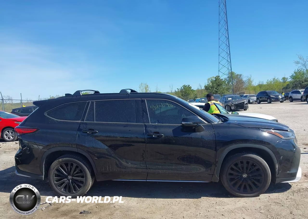 2023 Toyota Highlander Xse VIN:5TDKDRBH1PS003419 - 12