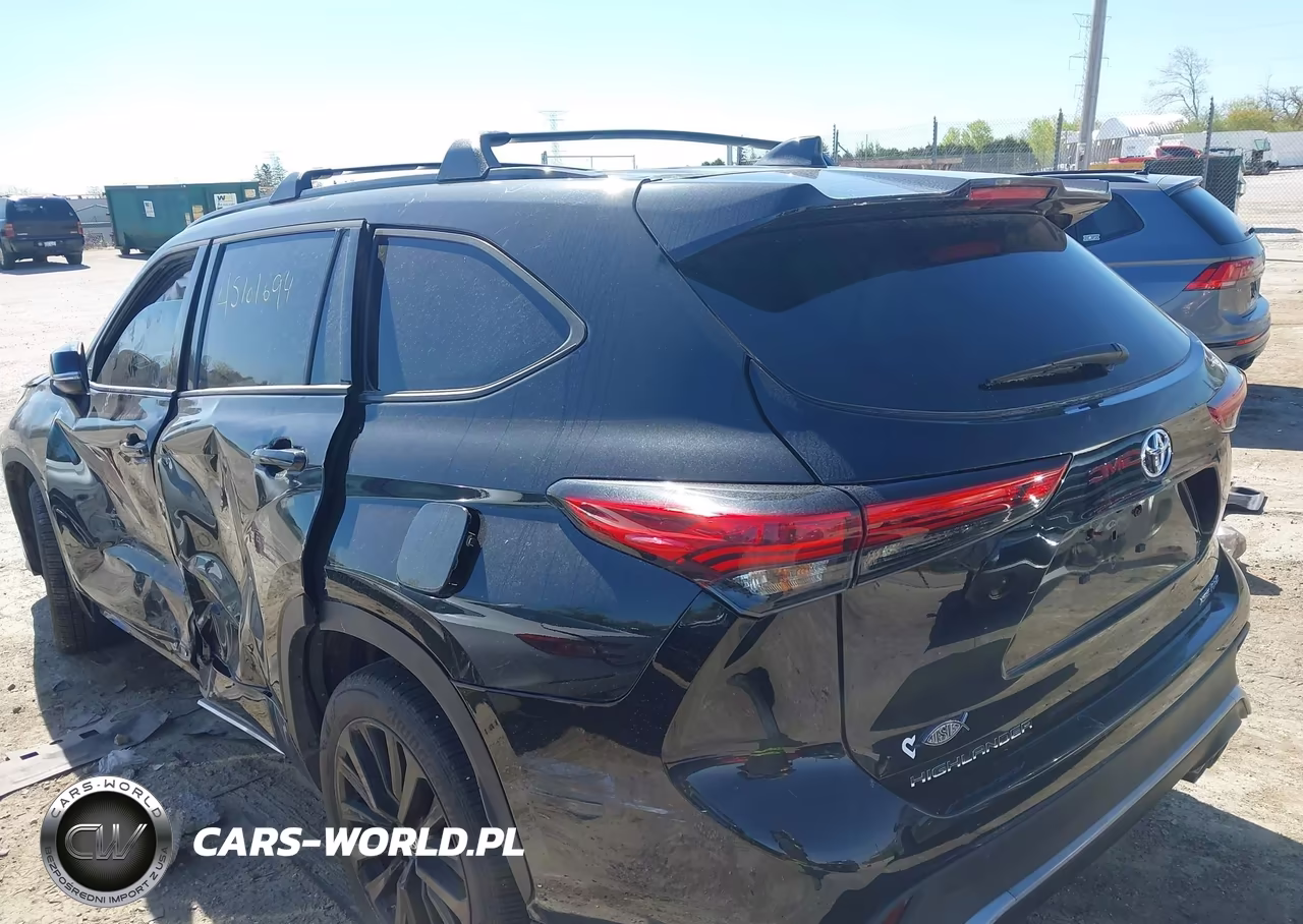 2023 Toyota Highlander Xse VIN:5TDKDRBH1PS003419 - 3
