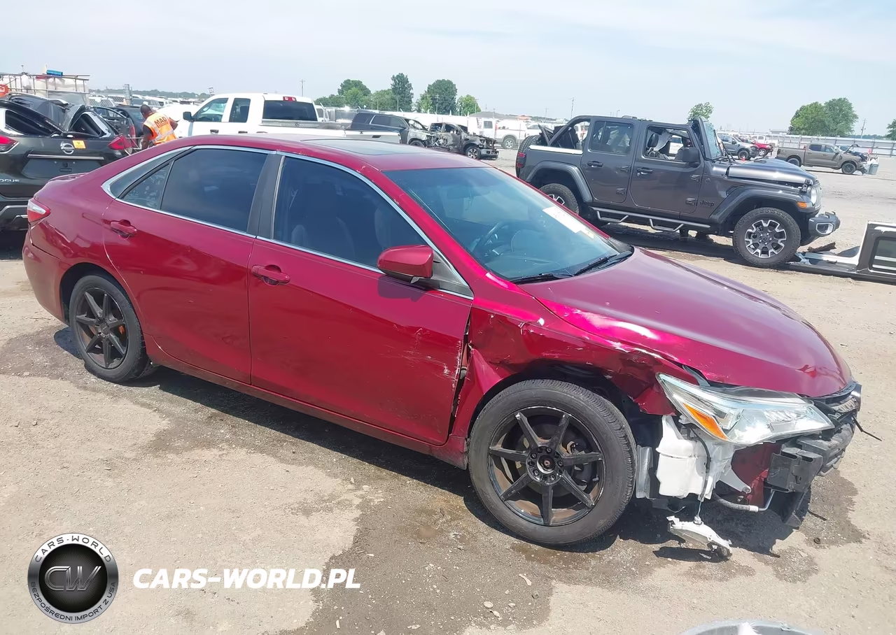 2015 Toyota Camry Se – zdjęcie 1 z 22