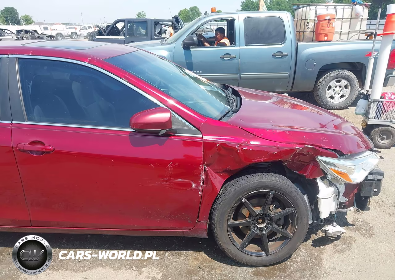2015 Toyota Camry Se VIN:4T1BF1FK5FU882821 - 20