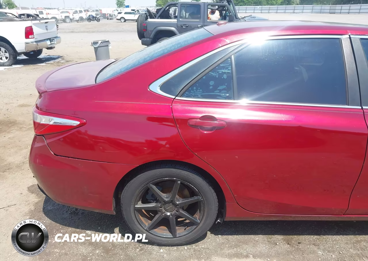2015 Toyota Camry Se VIN:4T1BF1FK5FU882821 - 21