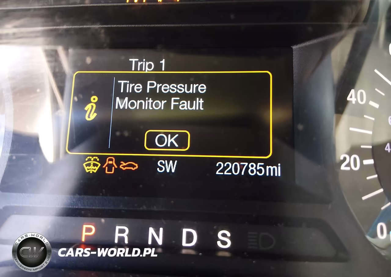 2015 Ford Edge Se VIN:2FMTK3G93FBB43511 - 16