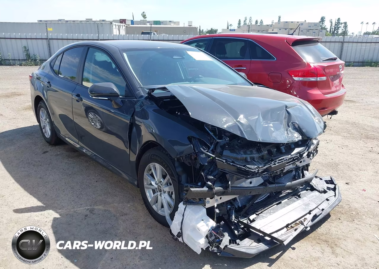 2026 Toyota Camry Le – zdjęcie 1 z 19