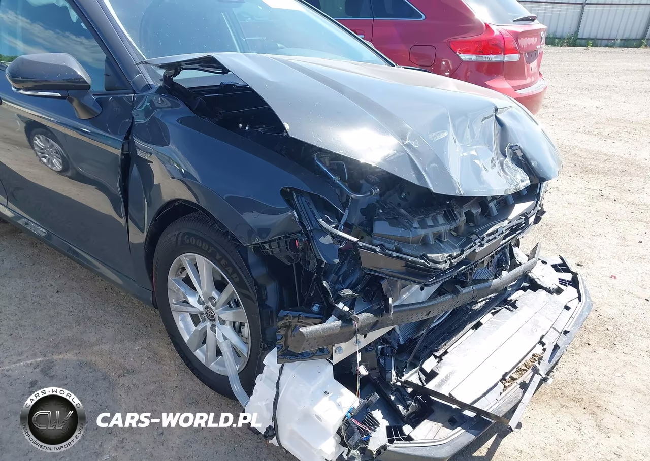 2026 Toyota Camry Le VIN:4T1DAACK2TU286685 - 18
