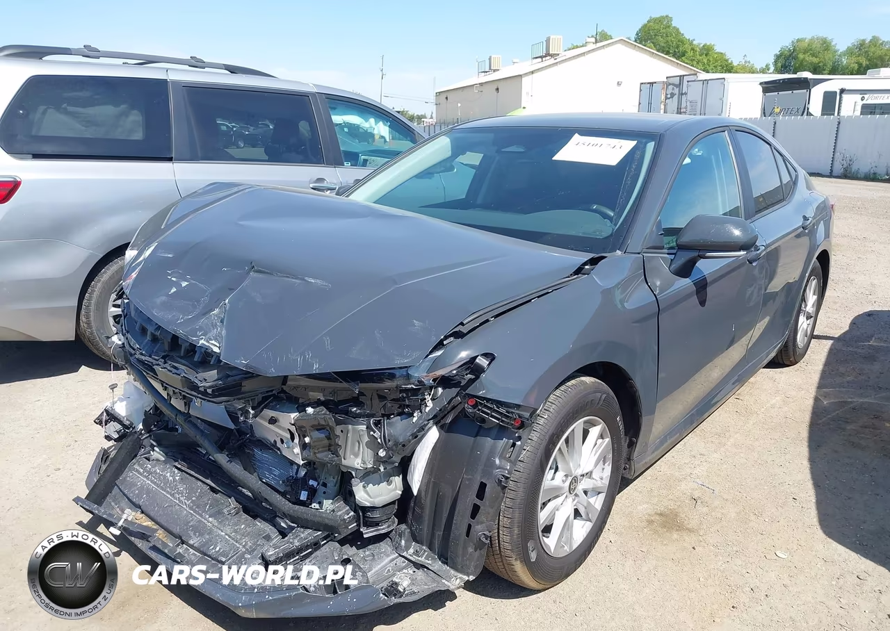 2026 Toyota Camry Le VIN:4T1DAACK2TU286685 - 2