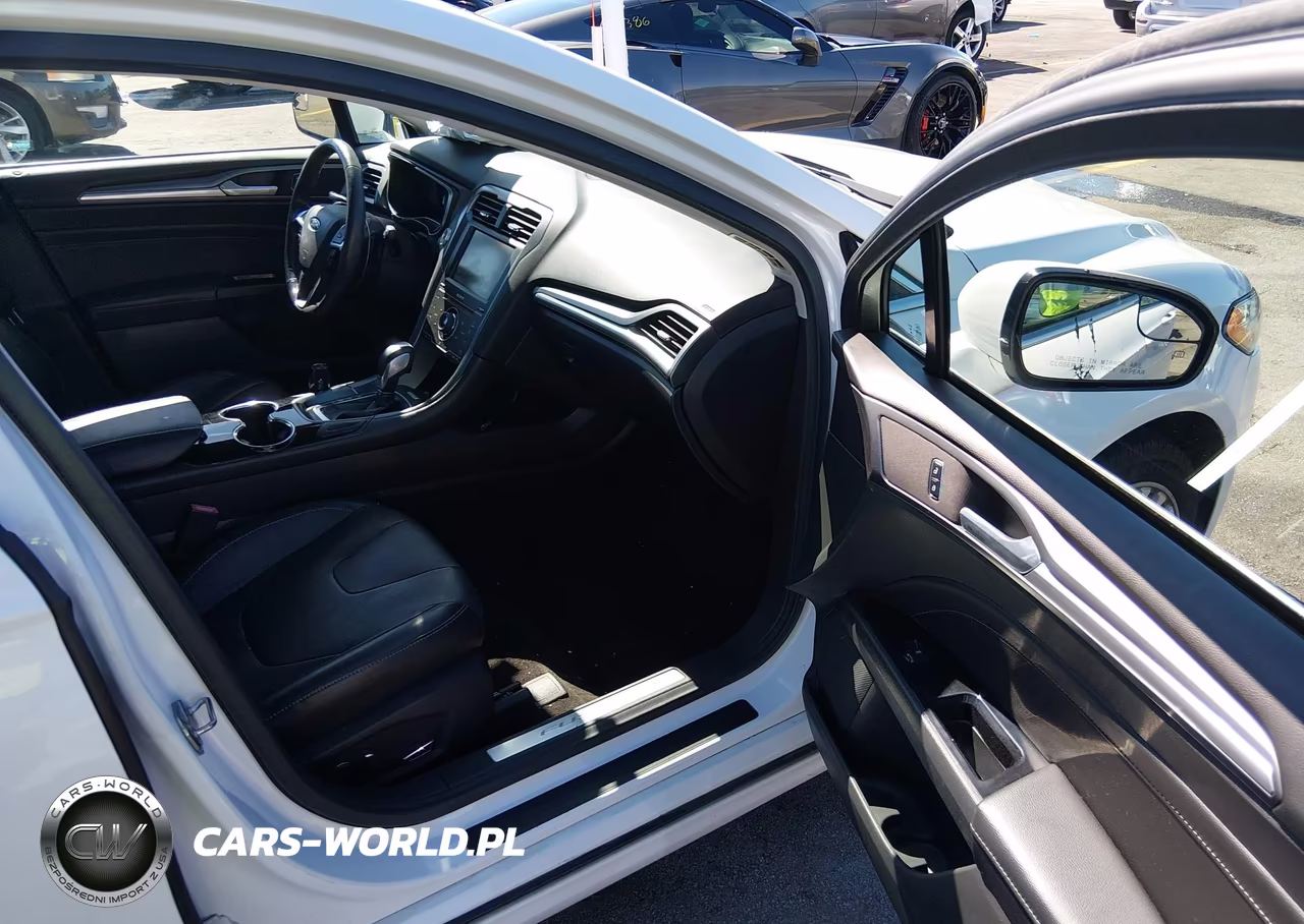 2015 Ford Fusion Titanium VIN:3FA6P0K9XFR152433 - 5
