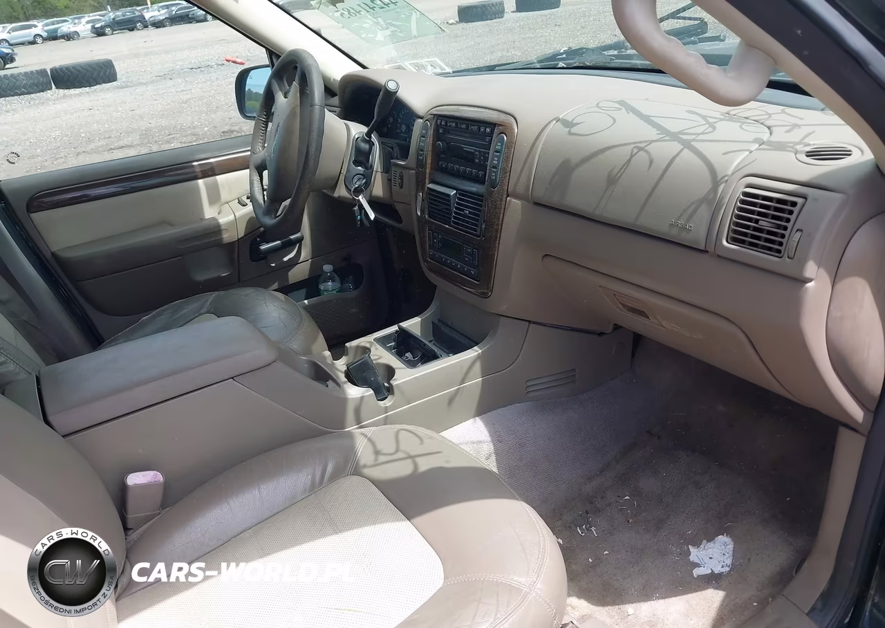 2004 Ford Explorer Eddie Bauer VIN:1FMZU74K24UA91184 - 5