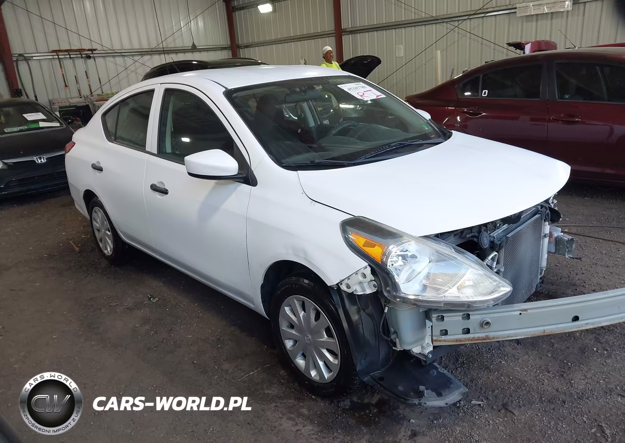 2016 Nissan Versa 1.6 S