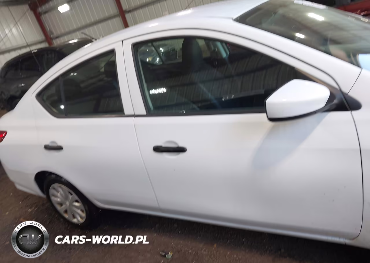 2016 Nissan Versa 1.6 S VIN:3N1CN7AP6GL834373 - 14