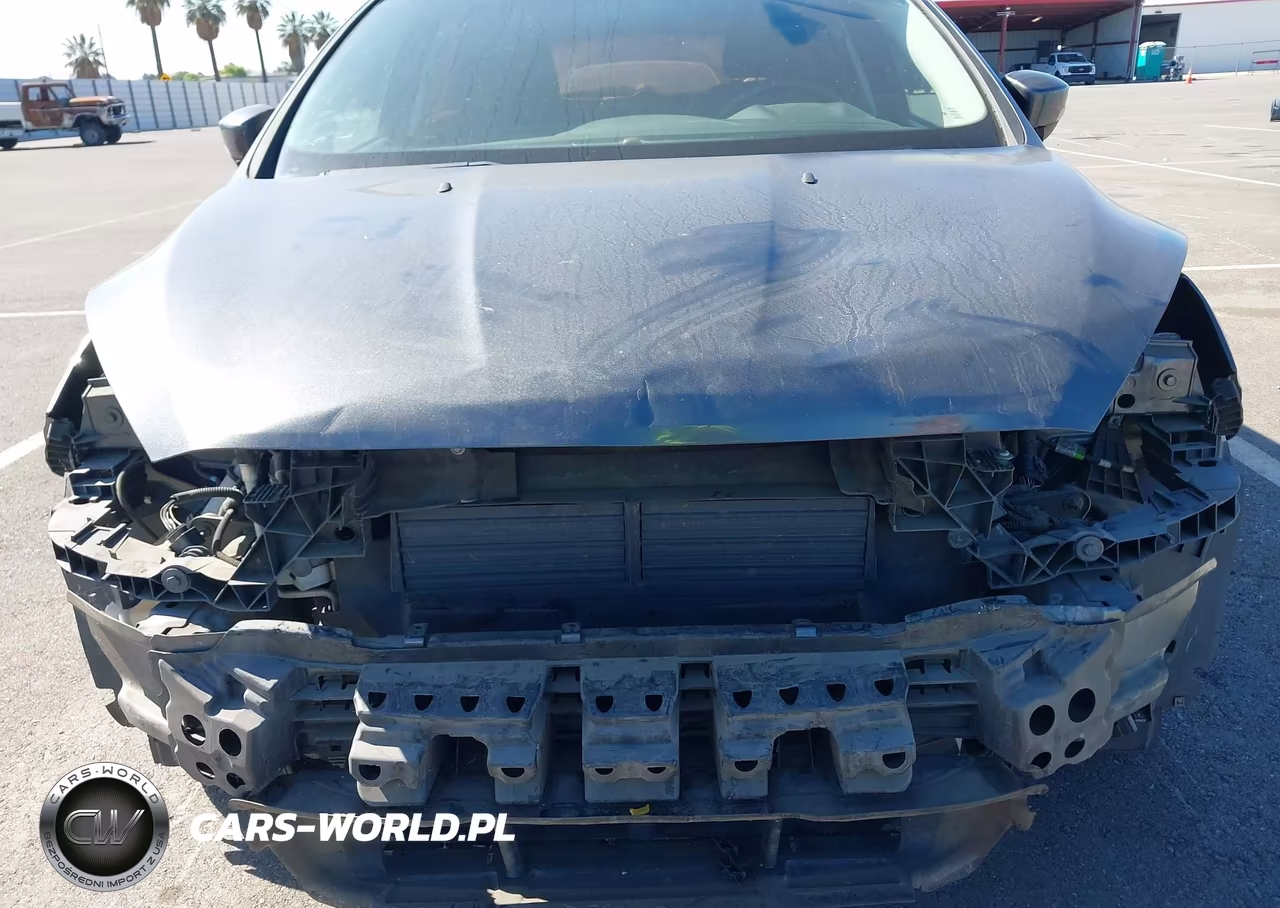 2016 Ford Focus Se VIN:1FADP3K27GL407129 - 6