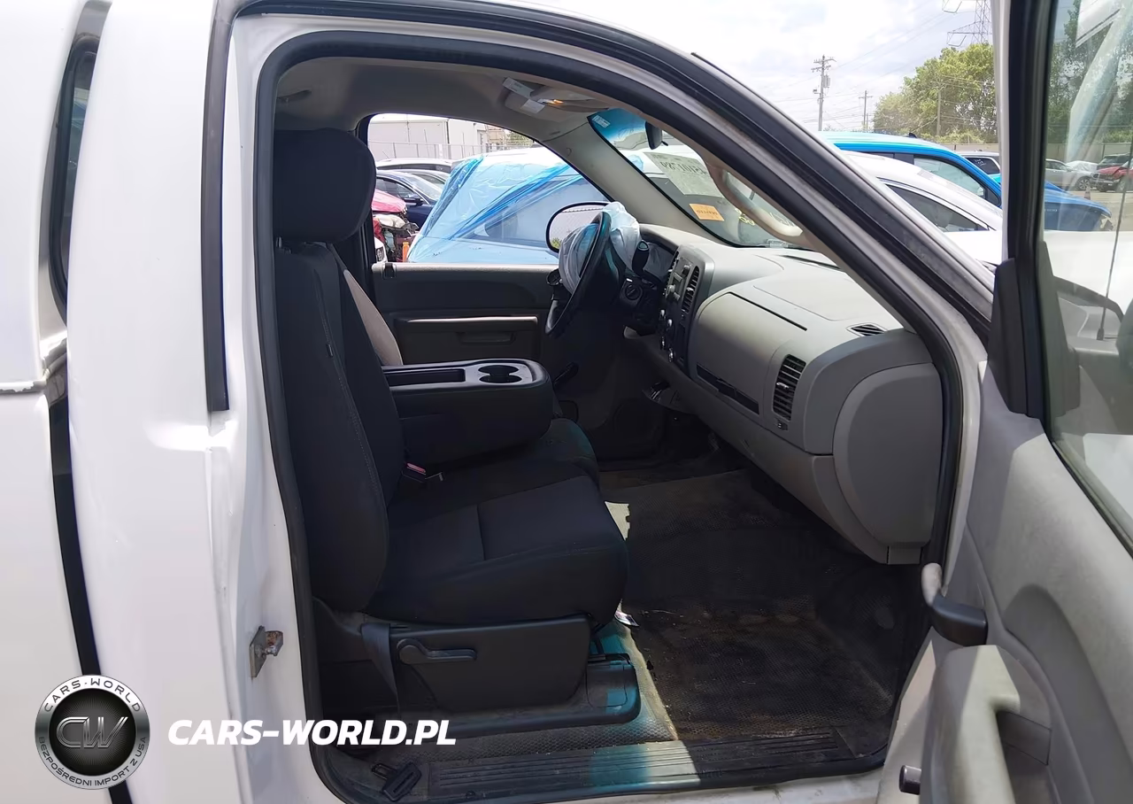 2010 Chevrolet Silverado 1500 Work Truck VIN:1GCPCPEX5AZ204052 - 5