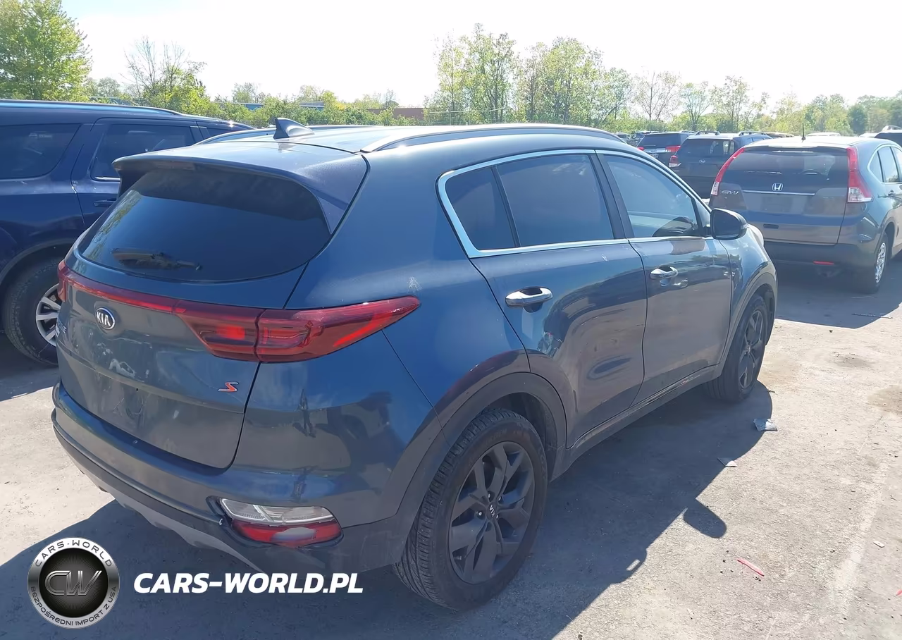2020 Kia Sportage S VIN:KNDP63AC1L7658526 - 4