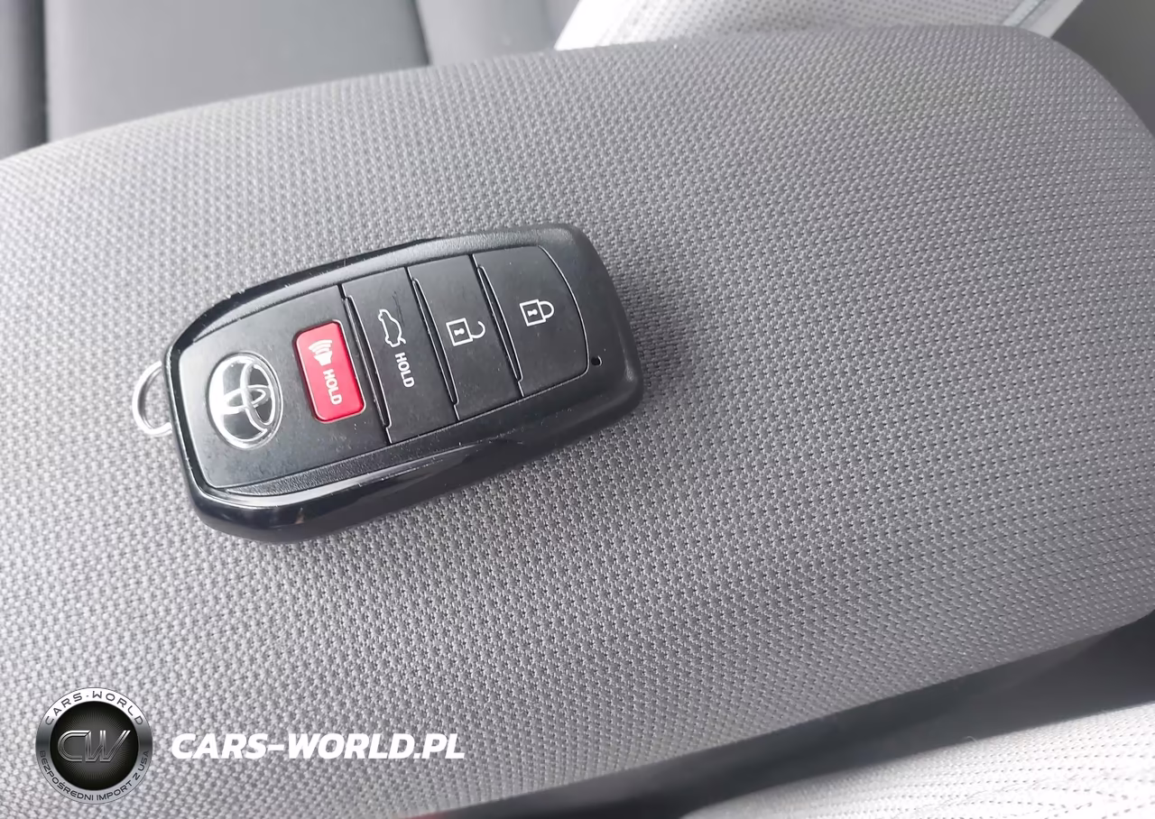2025 Toyota Corolla Le VIN:5YFB4MDE1SP351549 - 11