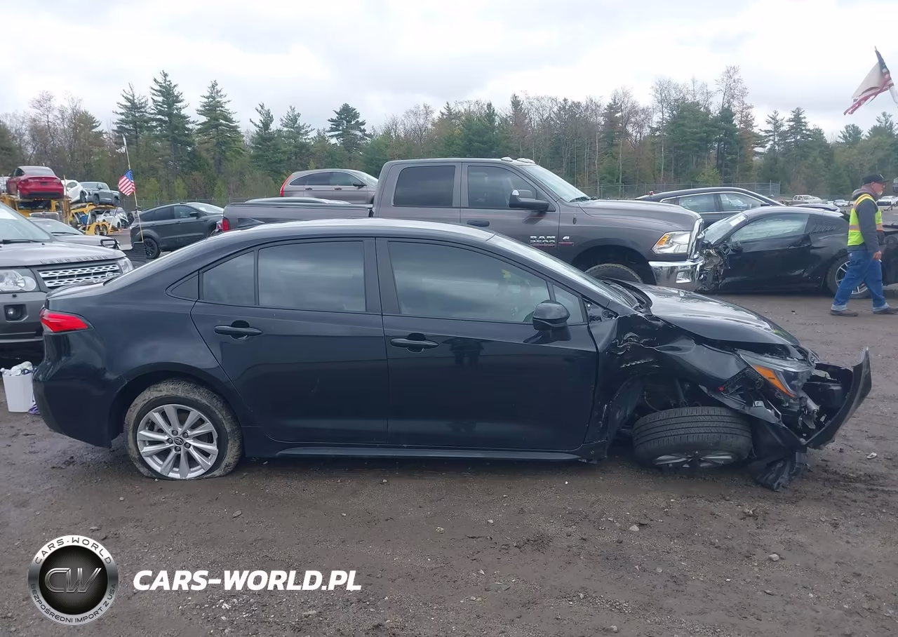 2025 Toyota Corolla Le VIN:5YFB4MDE1SP351549 - 13