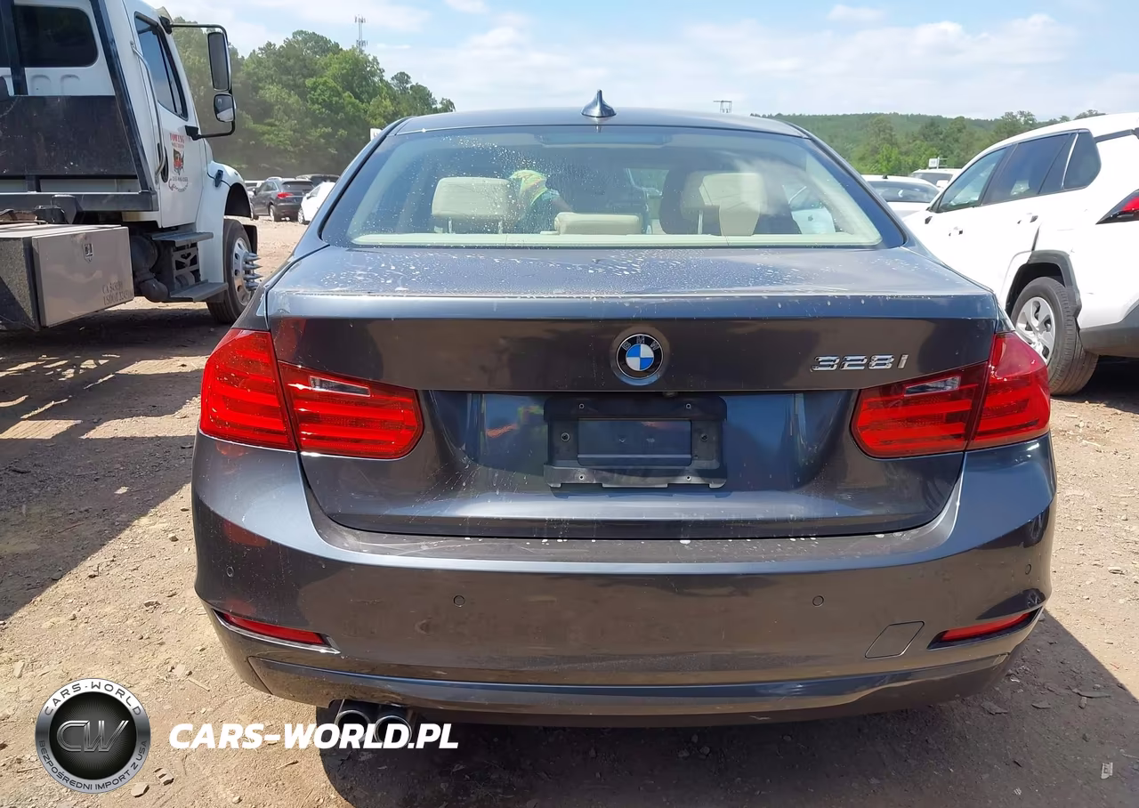 2015 BMW 328I VIN:WBA3A5G5XFNS81998 - 16