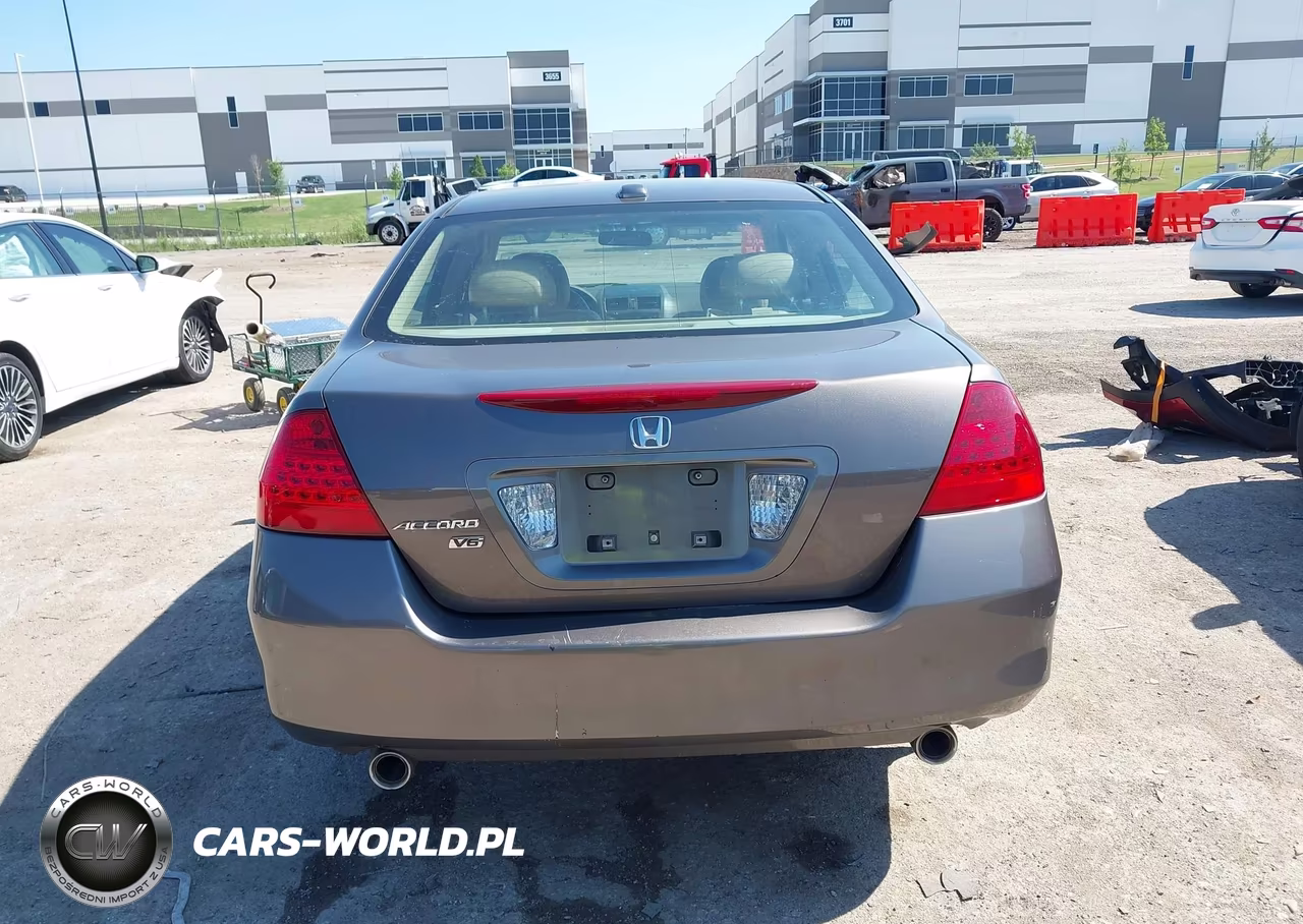 2007 Honda Accord 3.0 Ex VIN:1HGCM66557A020645 - 17
