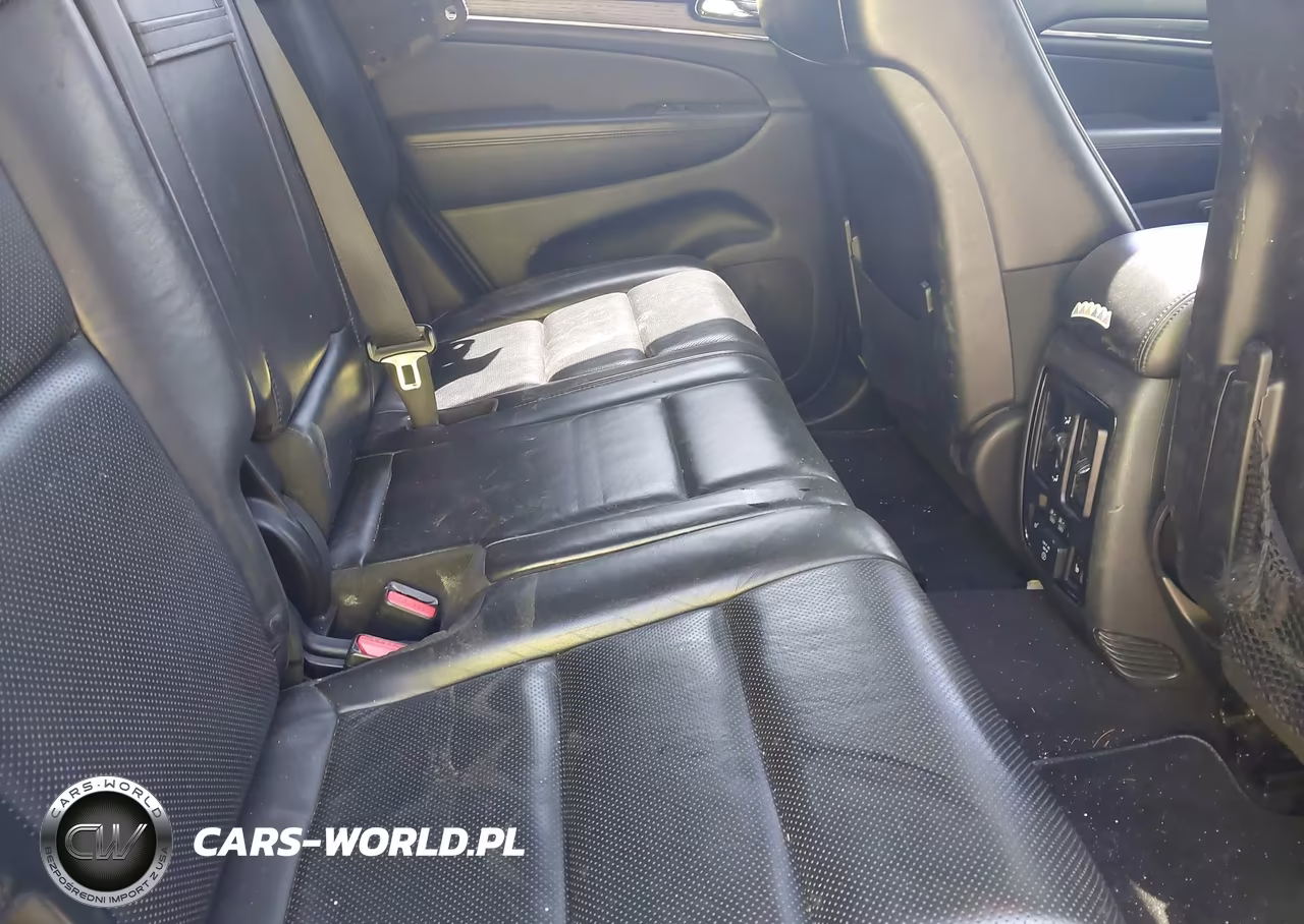 2019 Jeep Grand Cherokee High Altitude 4X4 VIN:1C4RJFCT9KC655398 - 8