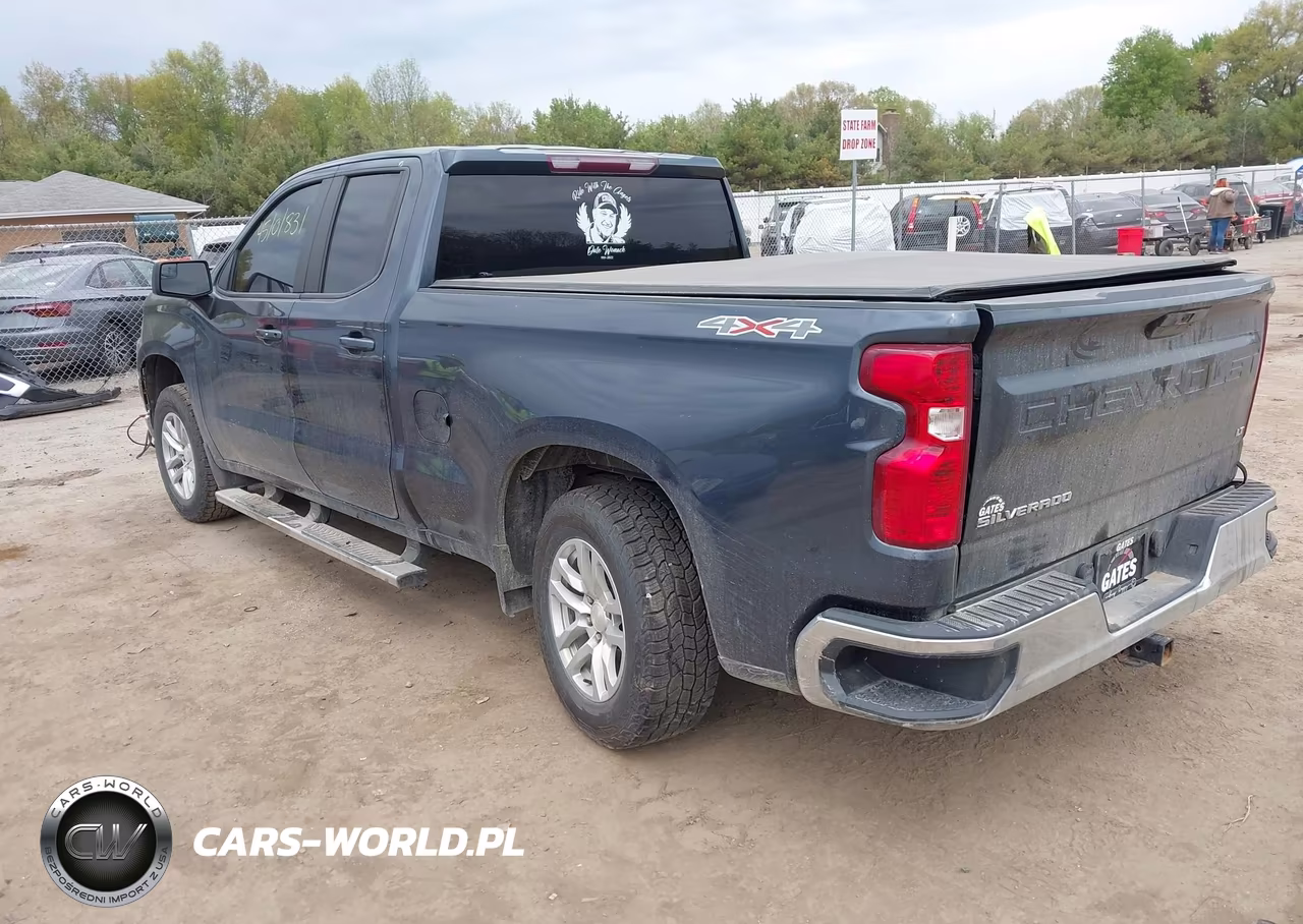 2021 Chevrolet Silverado 1500 4Wd Standard Bed Lt With 2Fl VIN:1GCRYJEK5MZ318181 - 3