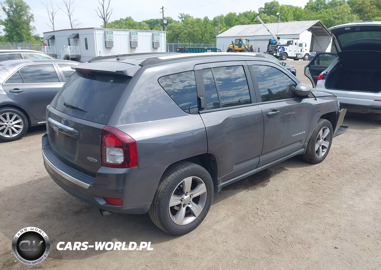 2017 Jeep Compass High Altitude 4X4 VIN:1C4NJDEB4HD100532 - 4