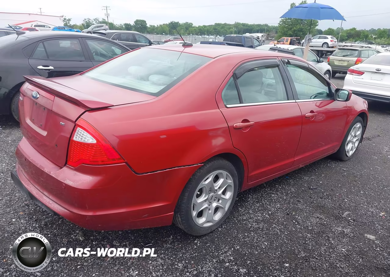 2010 Ford Fusion Se VIN:3FAHP0HA8AR236950 - 4