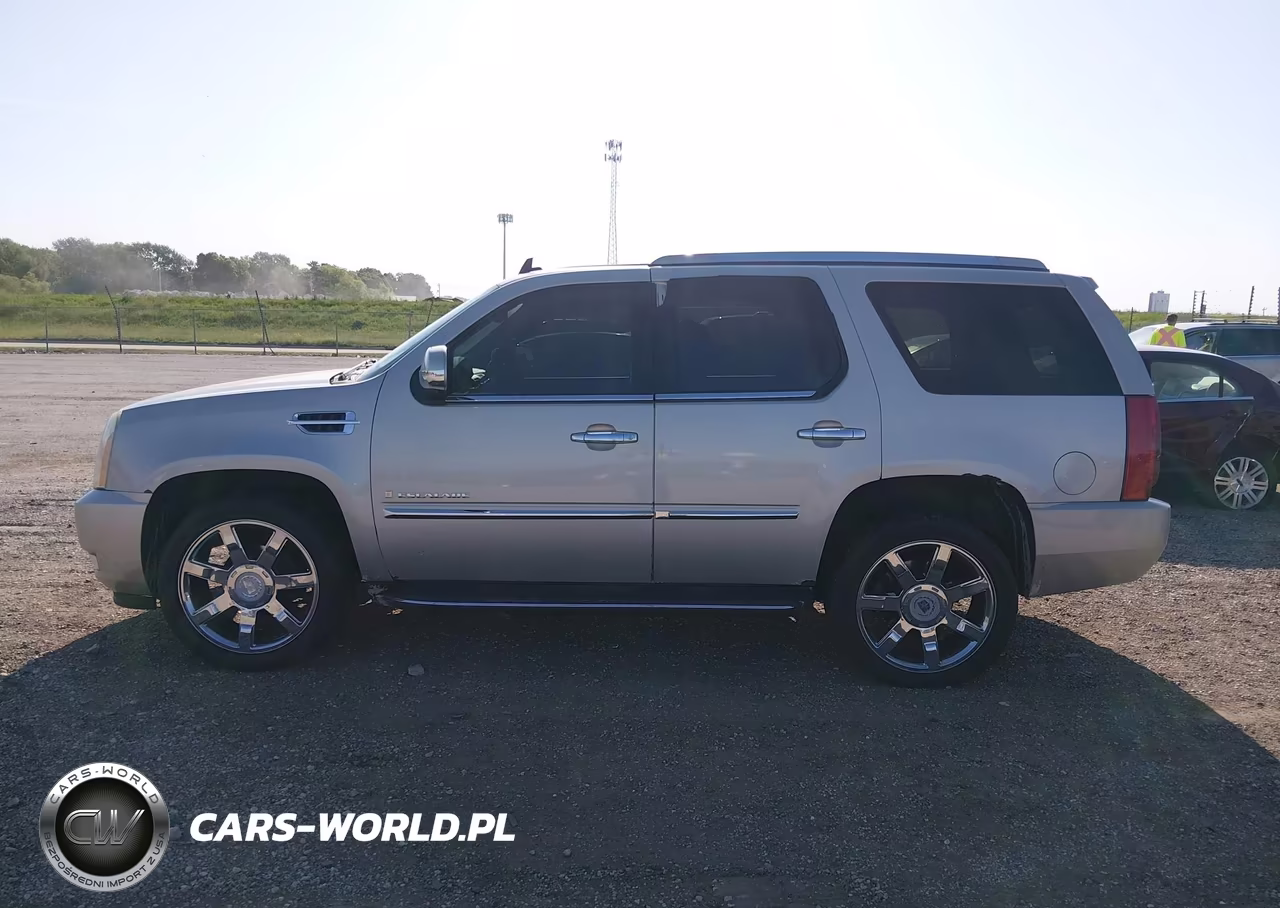 2007 Cadillac Escalade Standard VIN:1GYFK63857R426985 - 14