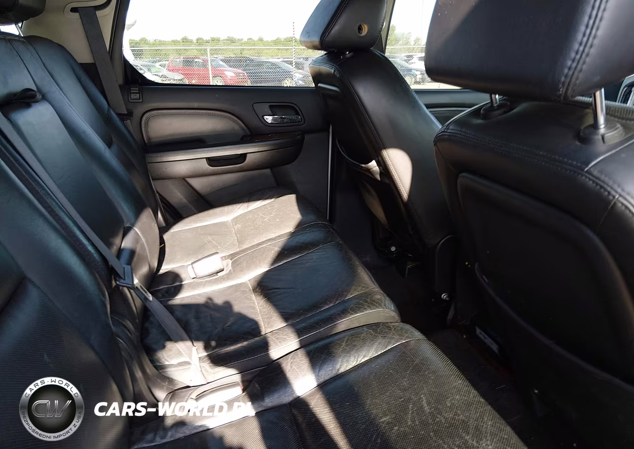 2007 Cadillac Escalade Standard VIN:1GYFK63857R426985 - 8