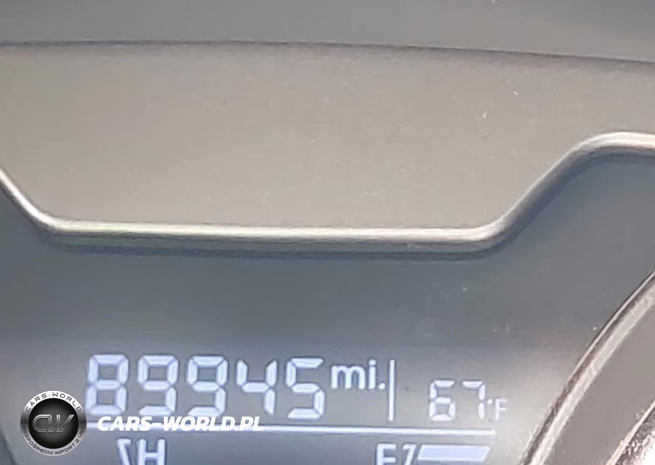 2017 Hyundai Veloster Value Edition VIN:KMHTC6AD1HU319576 - 15
