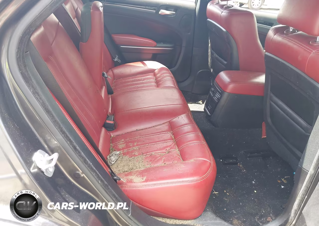 2021 Chrysler 300 300S VIN:2C3CCABTXMH649201 - 8