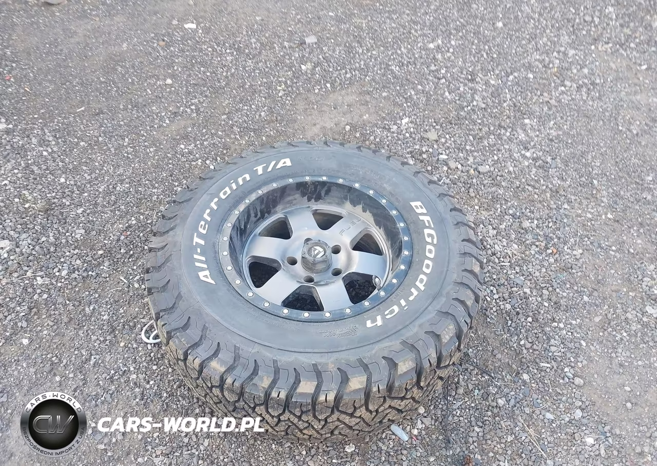 2010 Jeep Wrangler Unlimited Sport VIN:1J4HA3H14AL106136 - 12