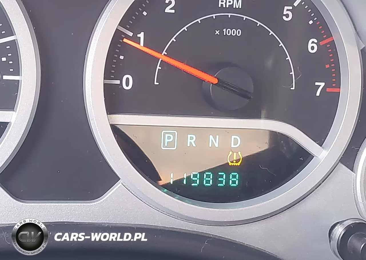 2010 Jeep Wrangler Unlimited Sport VIN:1J4HA3H14AL106136 - 16