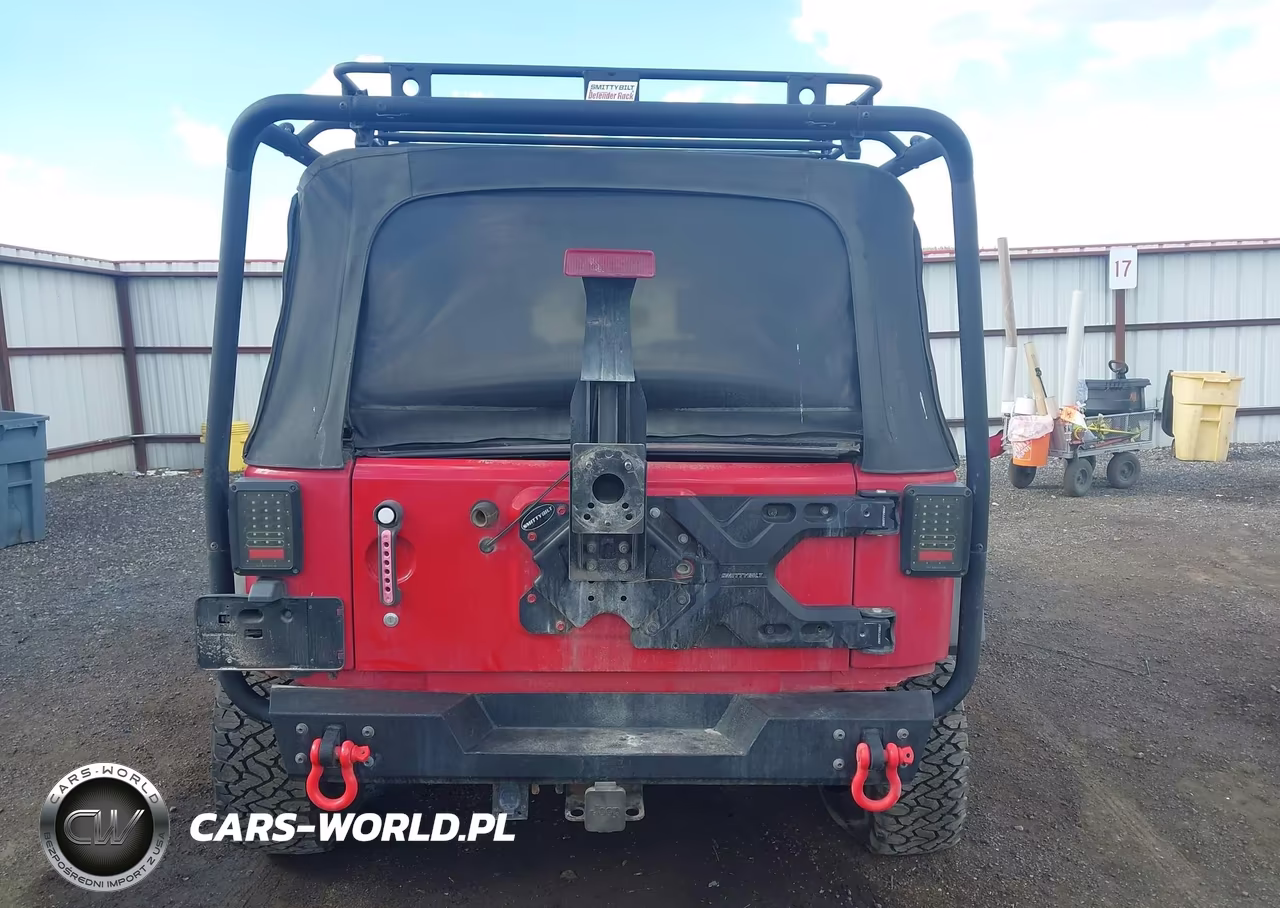 2010 Jeep Wrangler Unlimited Sport VIN:1J4HA3H14AL106136 - 17