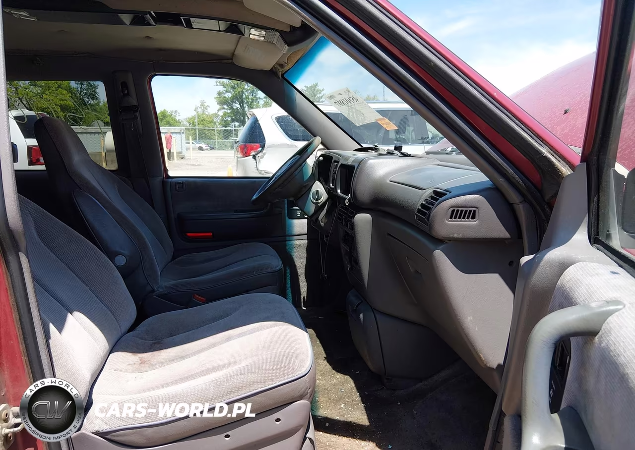 1994 Plymouth Grand Voyager Se VIN:1P4GH44R3RX152989 - 5