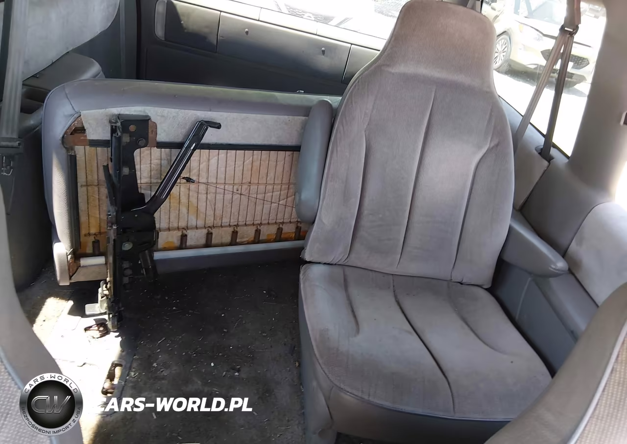 1994 Plymouth Grand Voyager Se VIN:1P4GH44R3RX152989 - 8