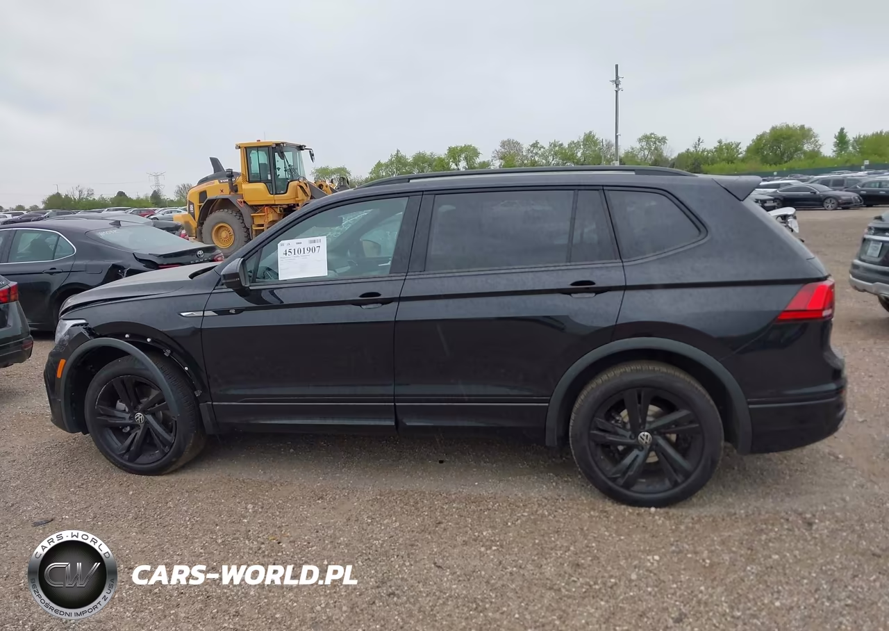 2024 Volkswagen Tiguan 2.0T Se R-Line Black VIN:3VV8B7AX8RM110713 - 14