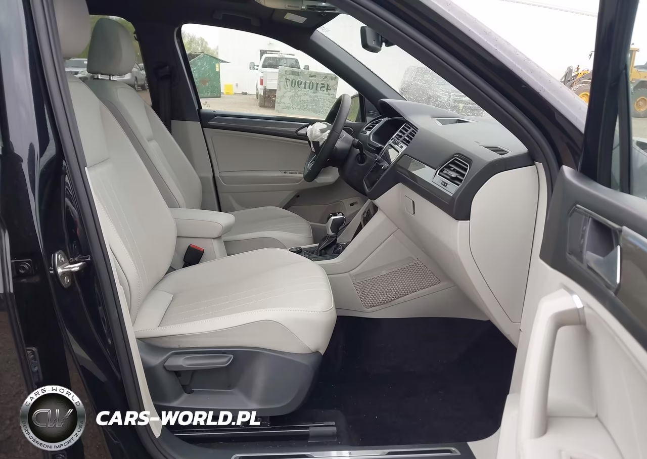 2024 Volkswagen Tiguan 2.0T Se R-Line Black VIN:3VV8B7AX8RM110713 - 5