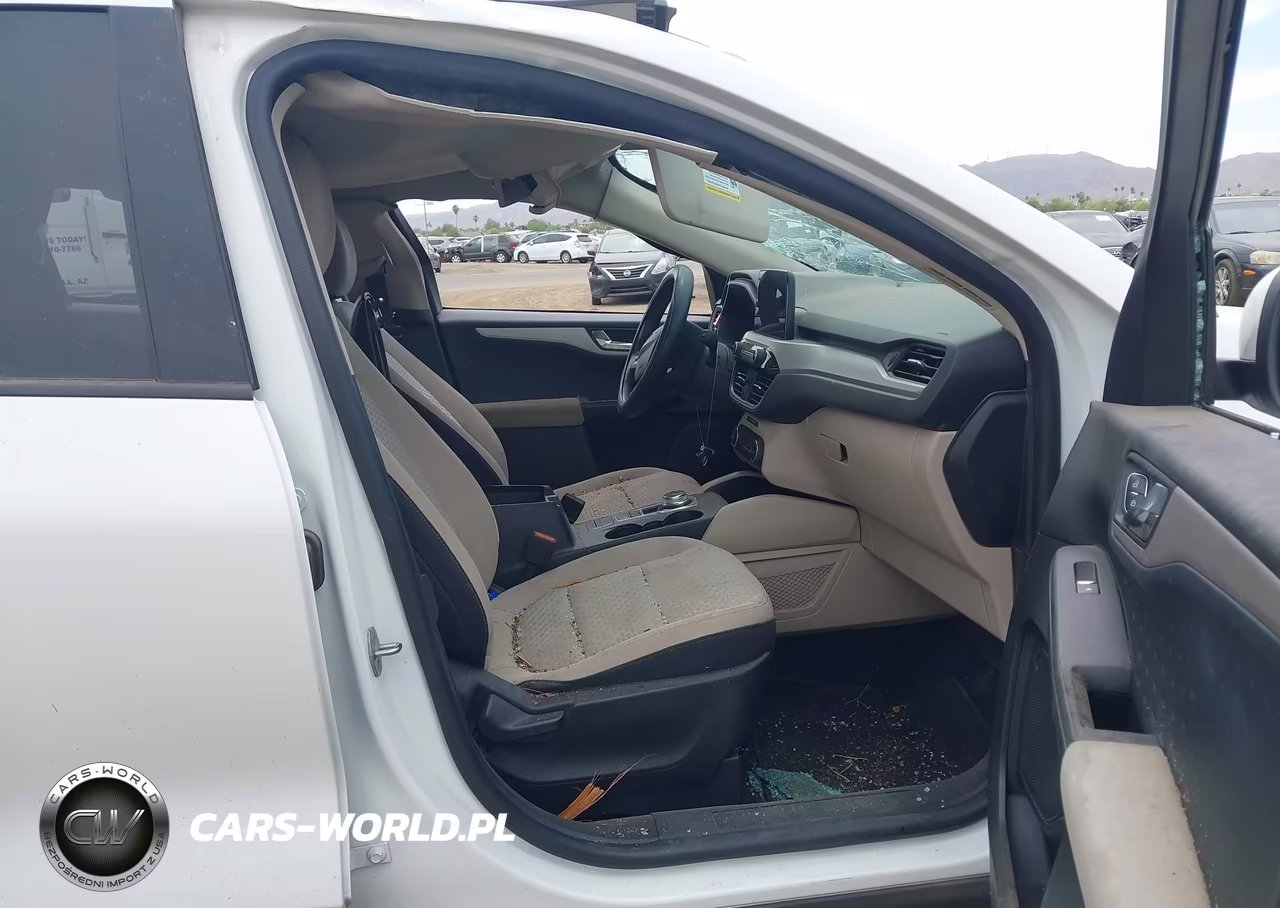 2020 Ford Escape Se VIN:1FMCU0G61LUA32038 - 5