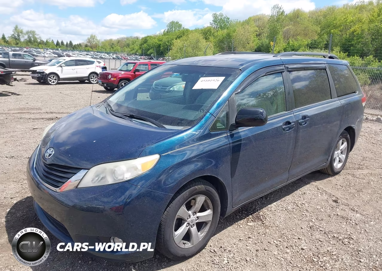 2011 Toyota Sienna Le V6 VIN:5TDKK3DCXBS129288 - 2