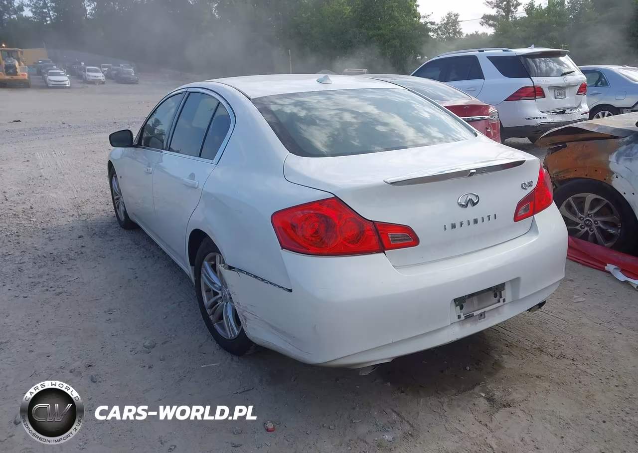 2015 Infiniti Q40 VIN:JN1CV6AP2FM501358 - 3