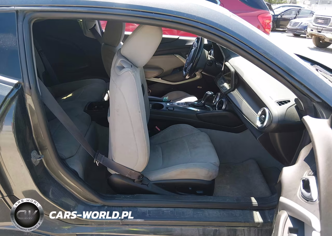 2017 Chevrolet Camaro 1Lt VIN:1G1FB1RX8H0196493 - 5