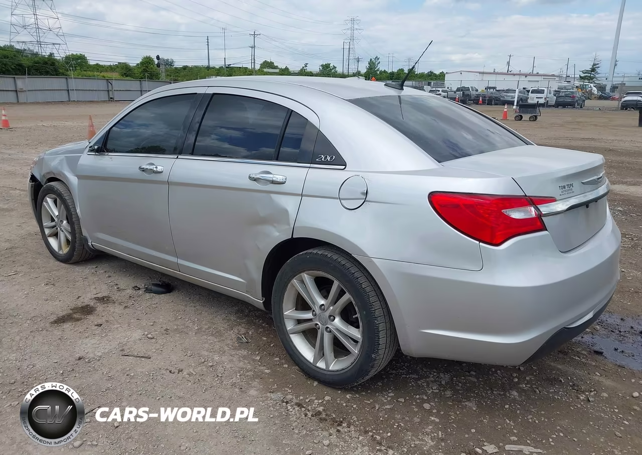 2011 Chrysler 200 Limited VIN:1C3BC2FB3BN501088 - 3